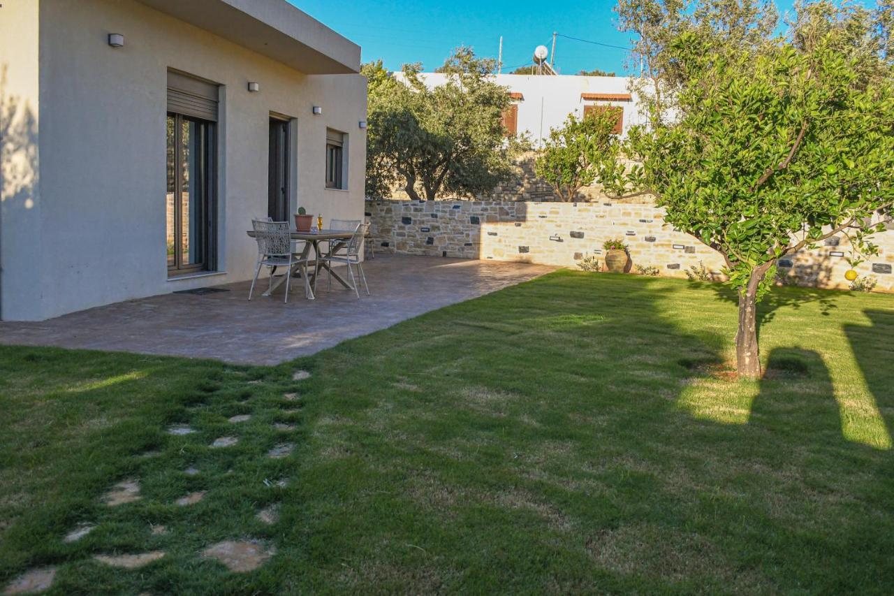 Paul'S Villa Plakias Exterior photo