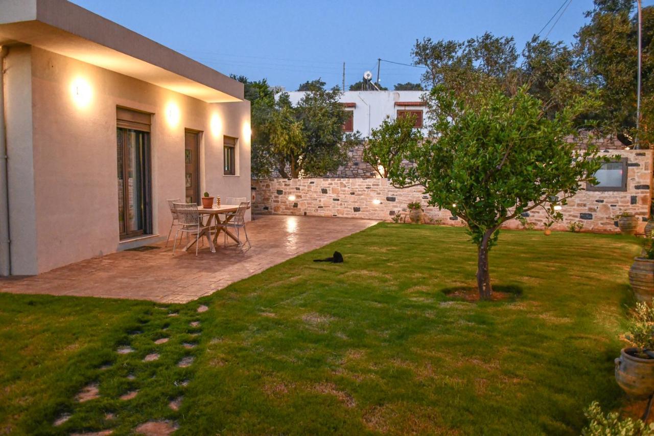 Paul'S Villa Plakias Exterior photo