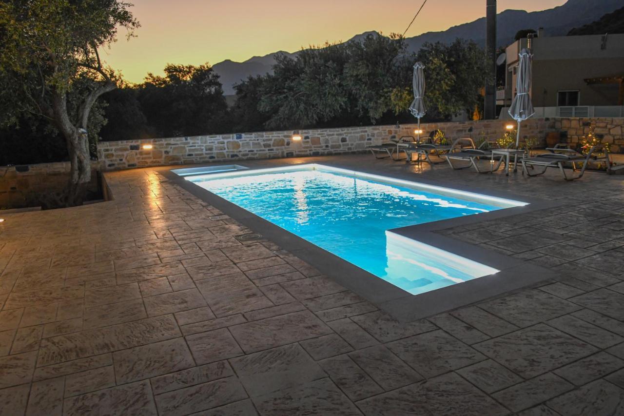 Paul'S Villa Plakias Exterior photo